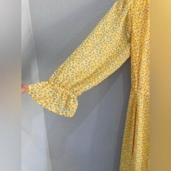 Lulus Floral Wrap Midi Dress Ditsy Cottagecore Western Feminine - Picture 5 of 8